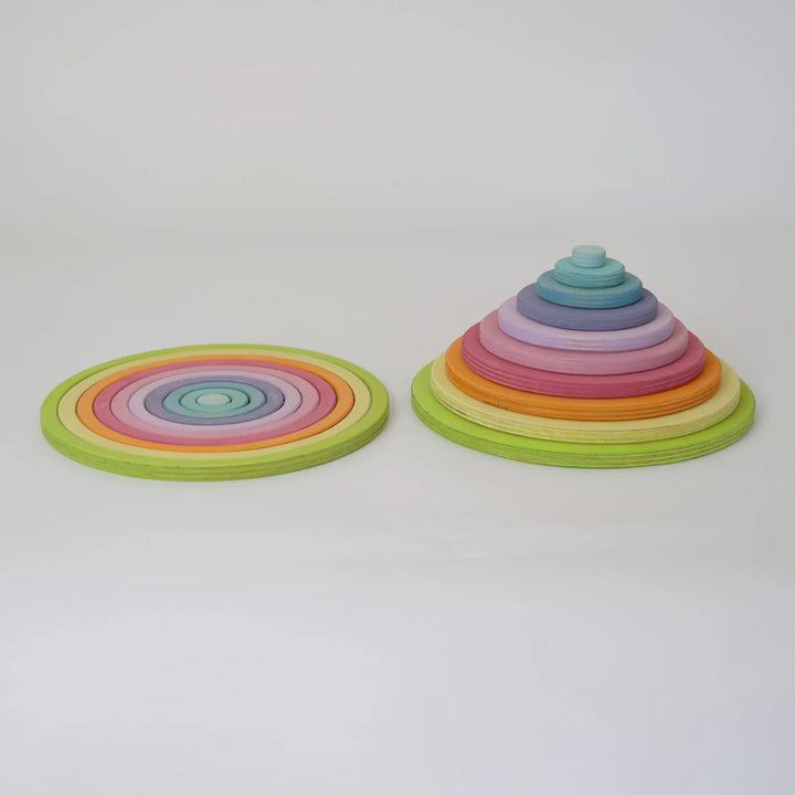 Concentric Circles and Rings Pastel