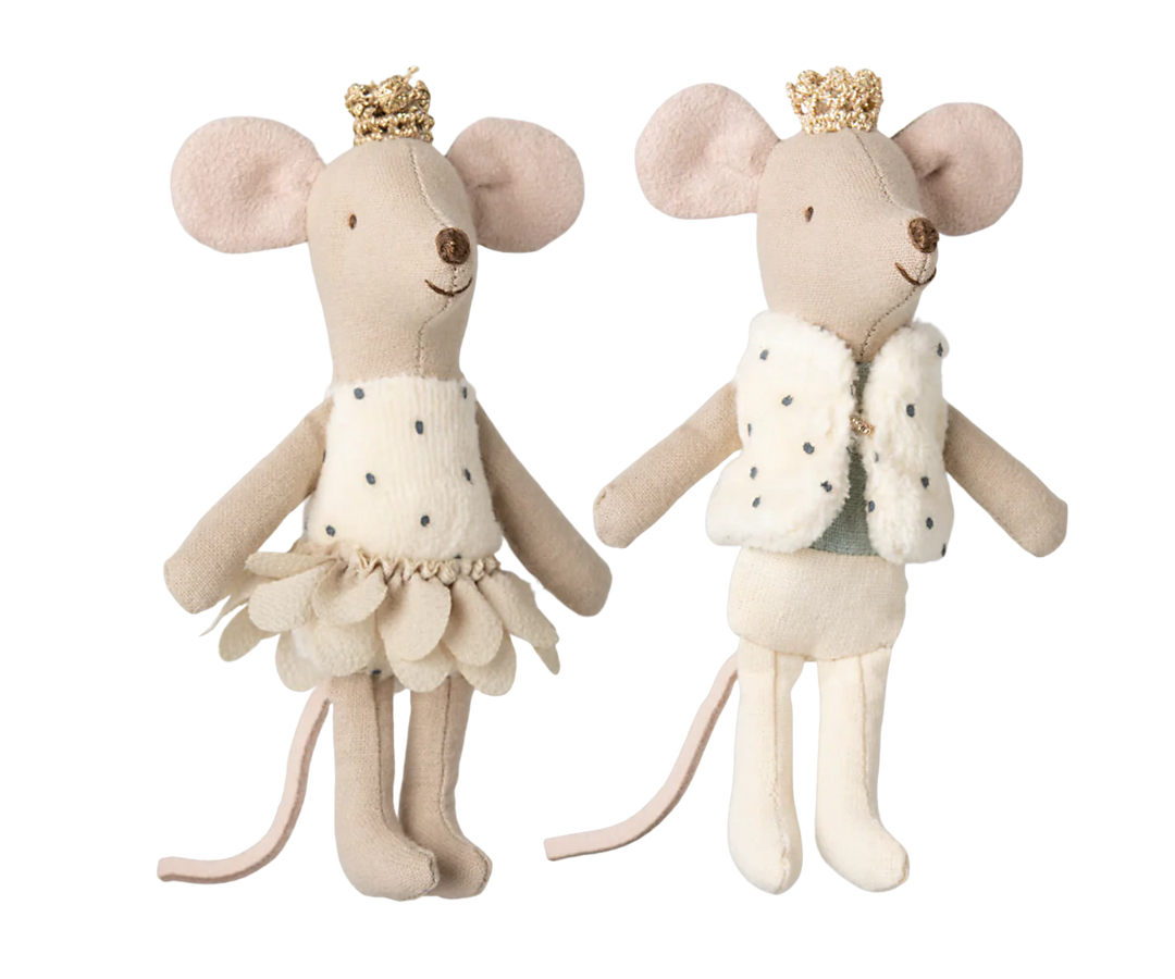 Royal Twin Mice