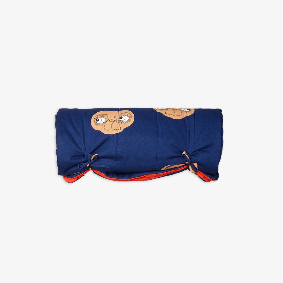 E.T. Multi Functional Padded Blanket