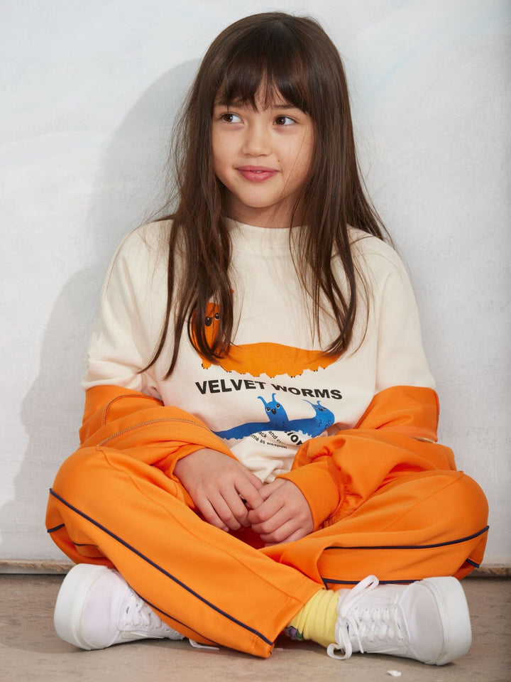 Velvet Worms Observation Sweatshirt