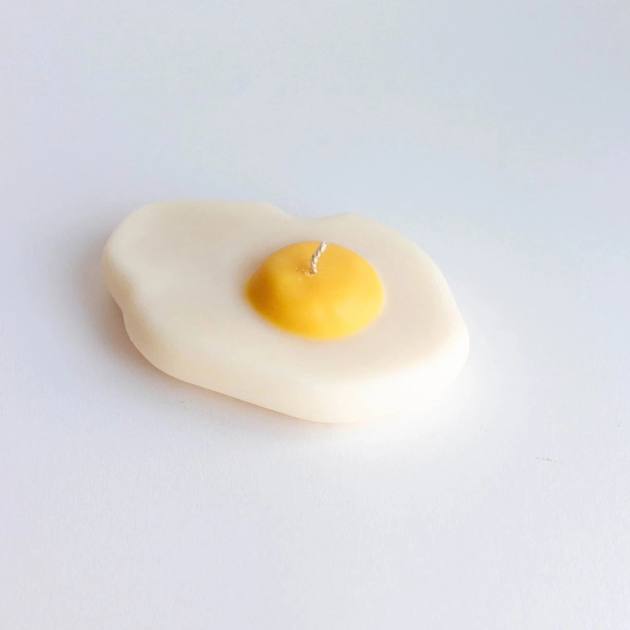 Oeuf au Plat Candle