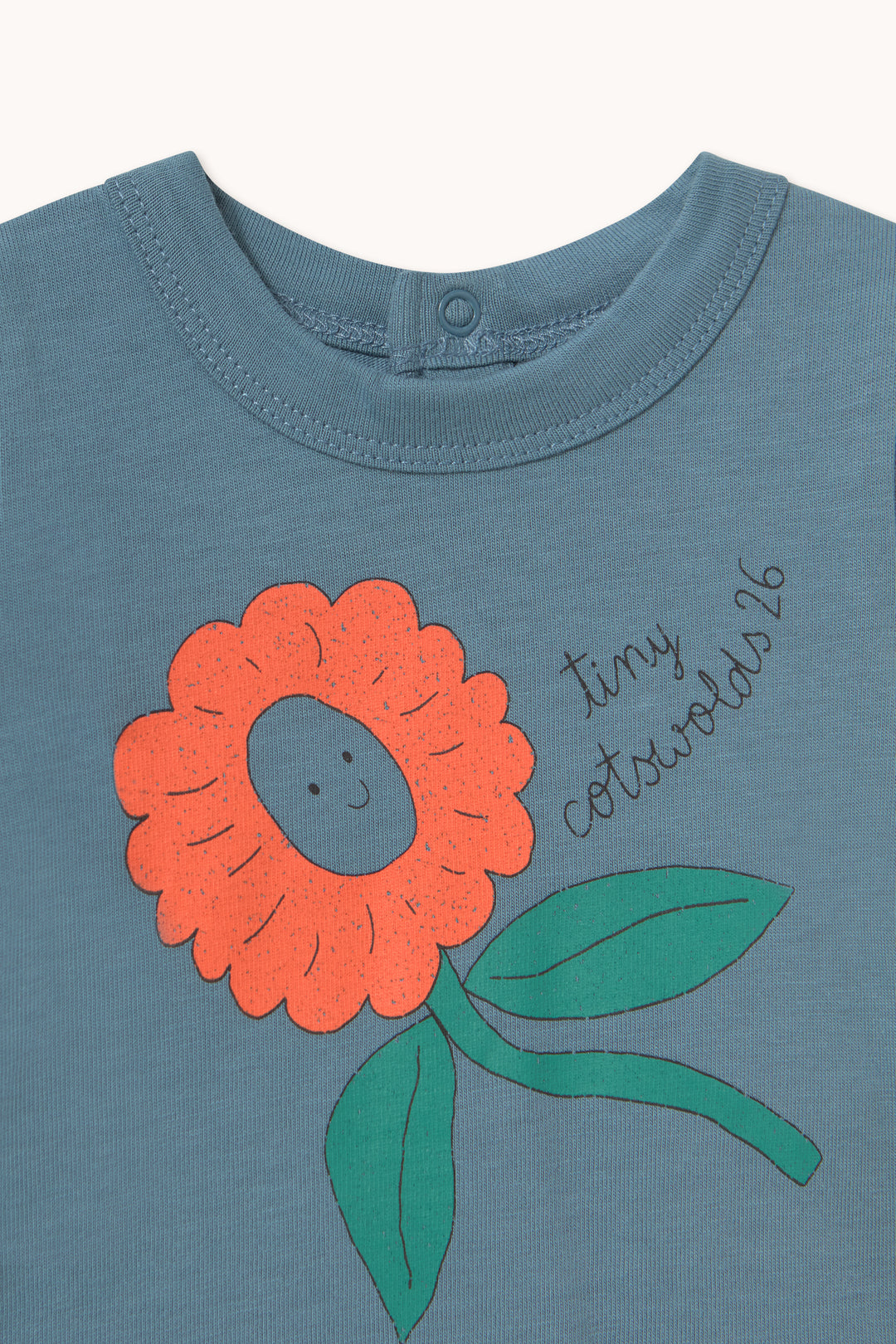 Tiny Daisy Graphic Body