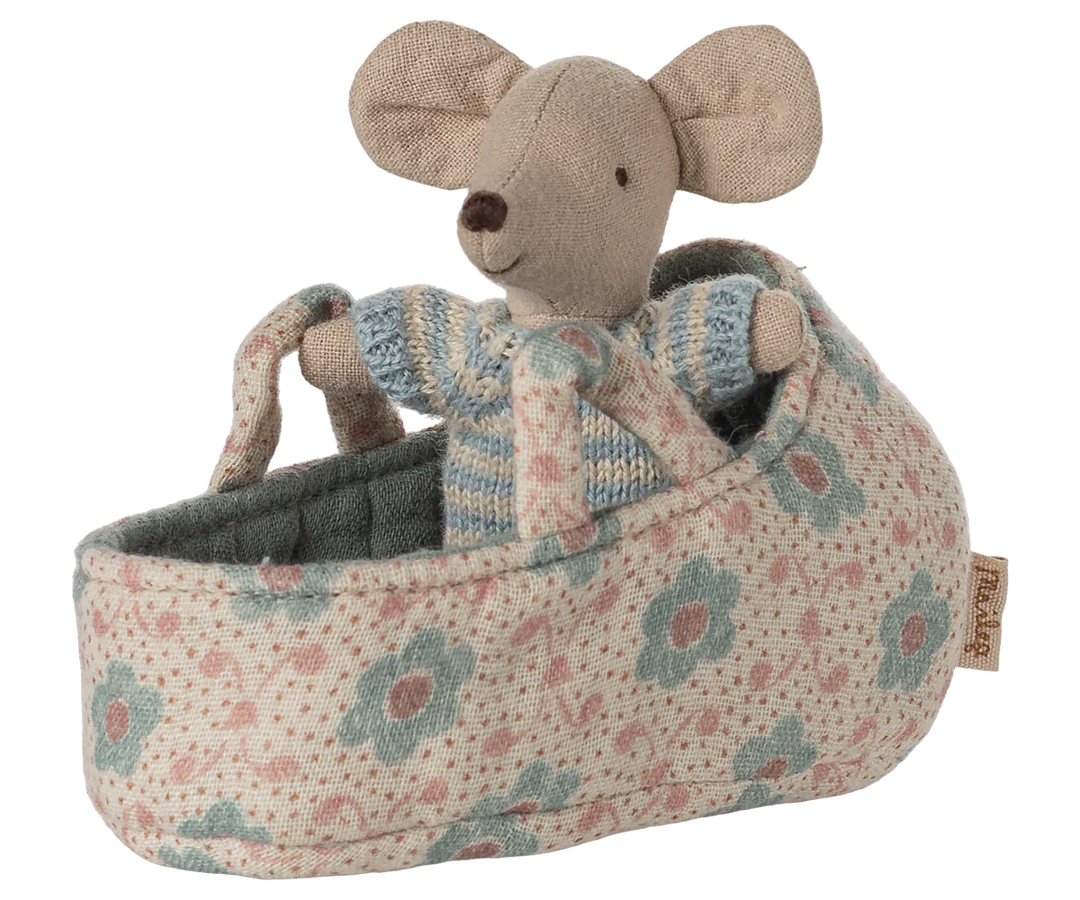 Baby Mouse in Carry Cot