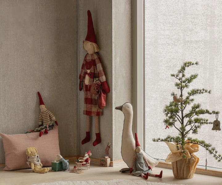 Pixy, Advent calendar - Girl