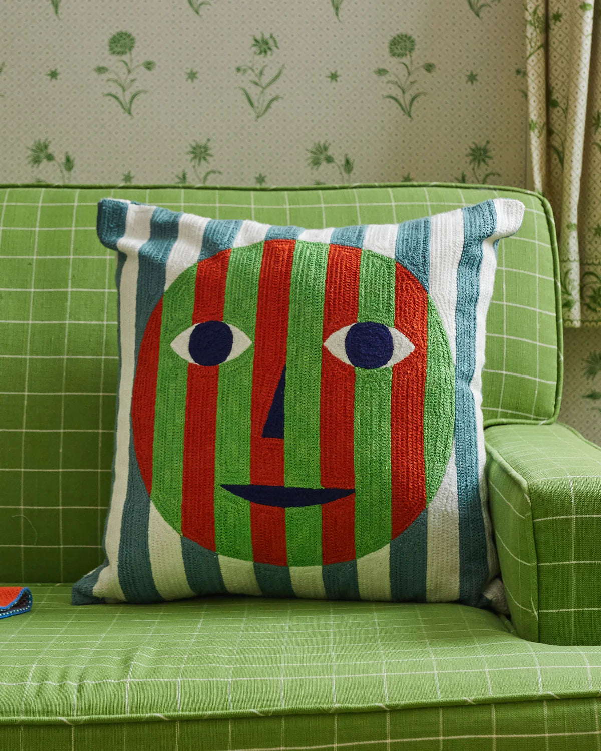 Dusen Dusen Everybody Embroidered Pillow - Thumbnail 4