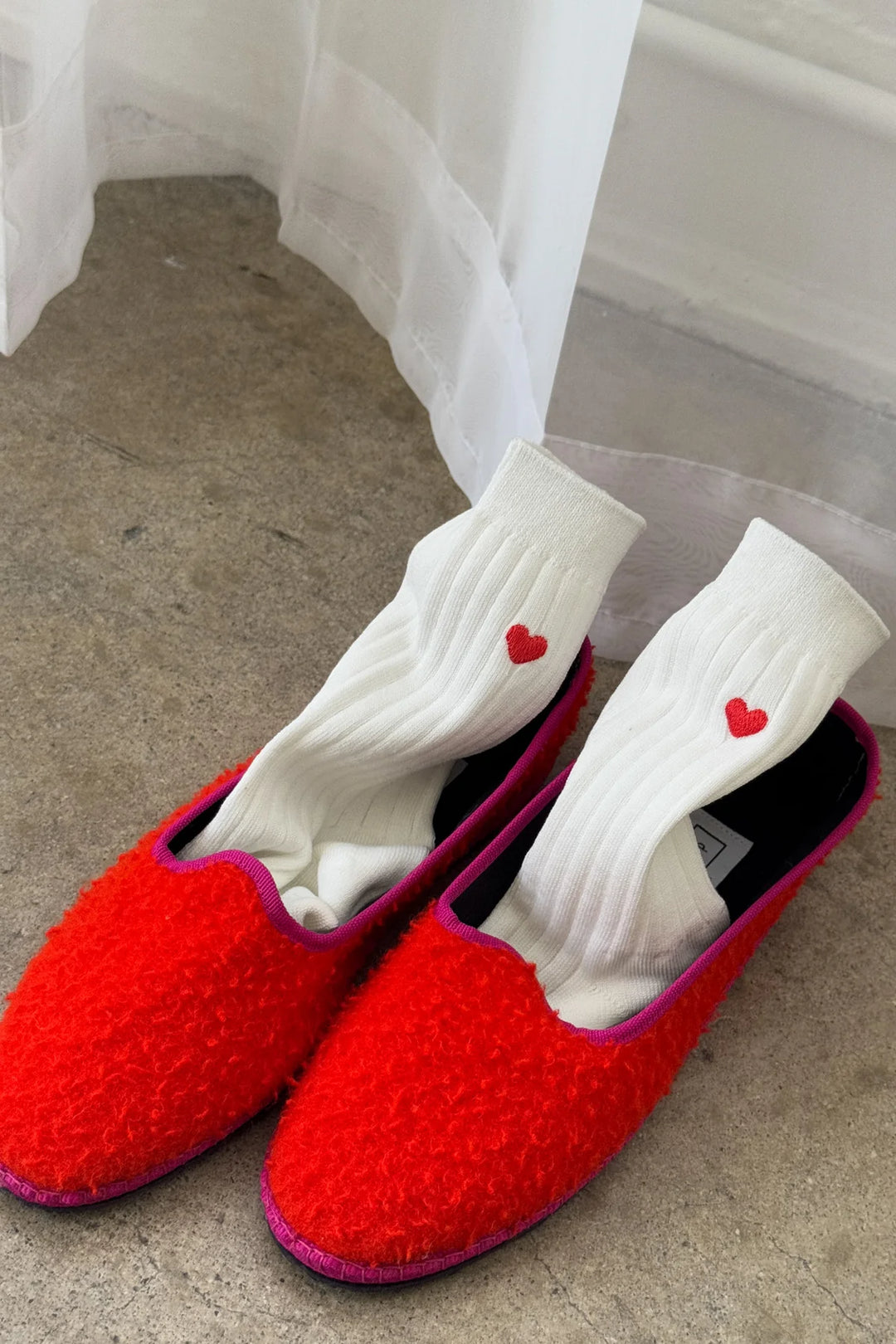 Embroidered Her Socks - Pink Water + Heart